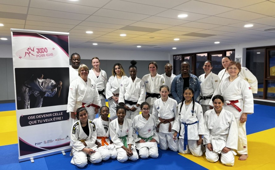 ENTRAINEMENT 100% FÉMININ À SAINT-OUEN